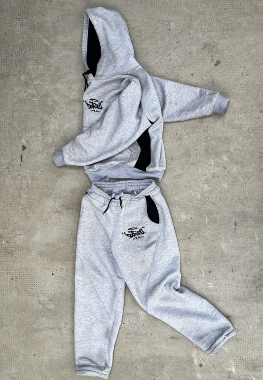 # Conjunto Grey - Tracksuit "SUTAIRU"#